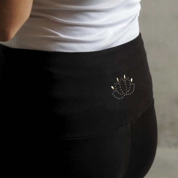 Spirit of OM, Leggings capri schwarz hoher Bund 4