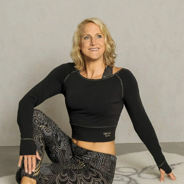 Spirit of OM, Longsleeve Crop Shirt schwarz 1