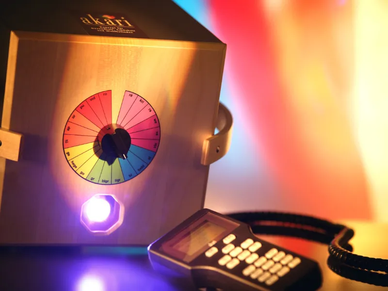 Akari Farblicht Therapie